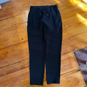 Lululemon Black Pants, Size 6